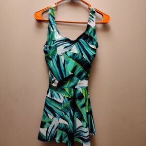 Tropical Leaf Print Swimsuit/ Swimdress Size 8